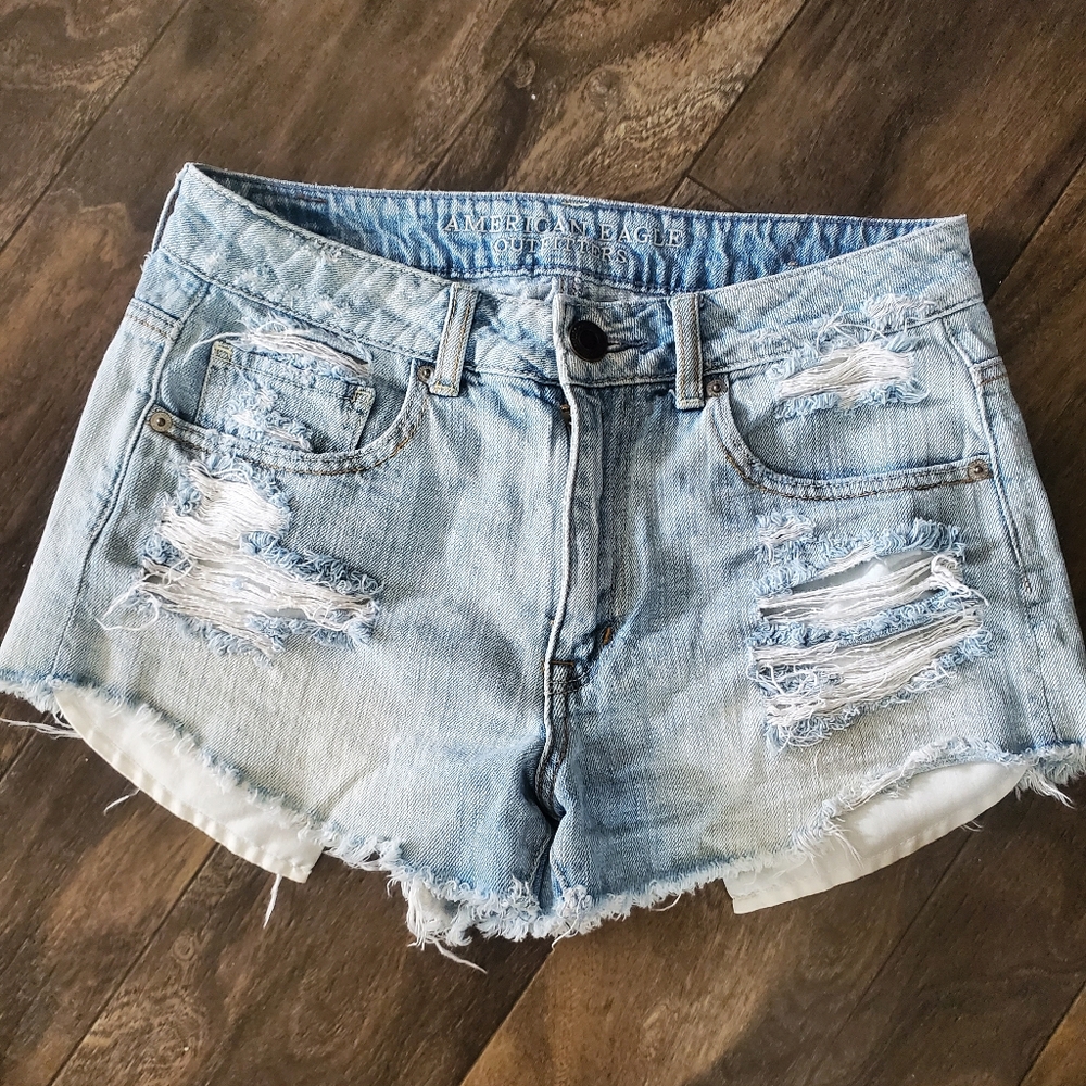 American Eagle shorts